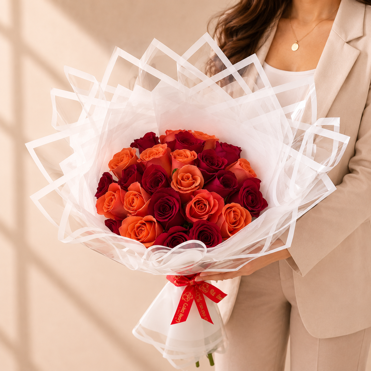 Ramo Buchon 25 Red and Orange Roses