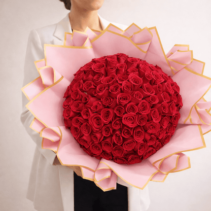 Ramo Buchon Red roses