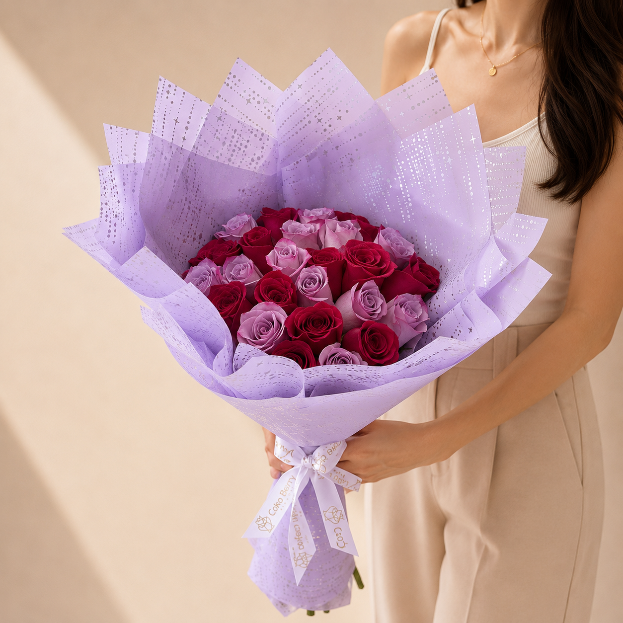Ramo Buchon Red and Purple Roses