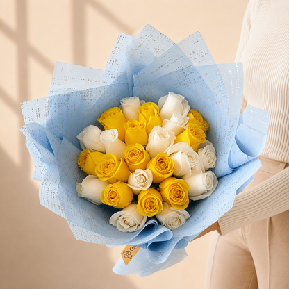 Ramo Buchon 25 White and Yellow roses
