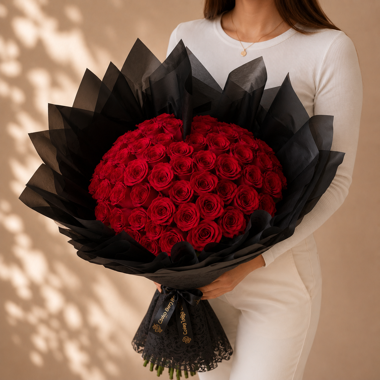 Ramo Buchon 50 red heart roses
