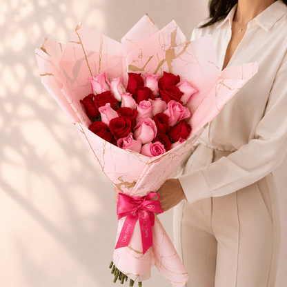 Couture 25 Mix Roses Bouquet