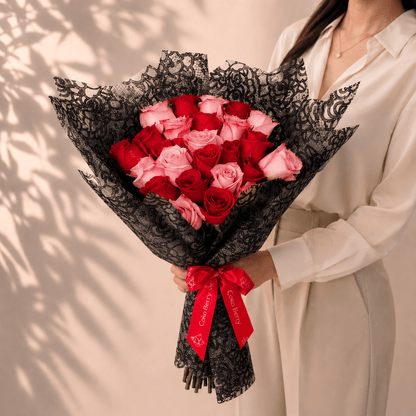 Couture 25 Mix Roses Bouquet