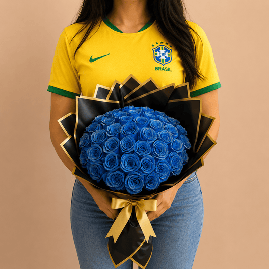 Ramo Buchon Blue Roses