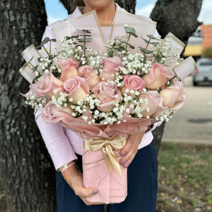 Coko Special White roses bouquet