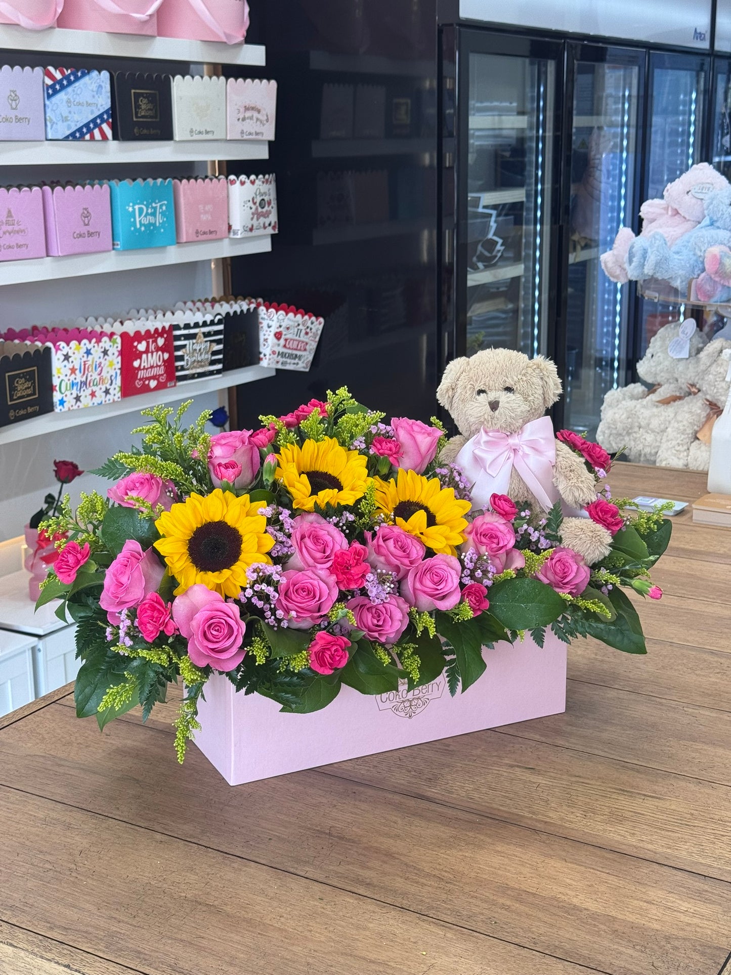 Teddy Bear roses and sunflowers