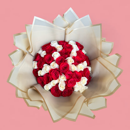 Ramo Buchon Red and White Roses