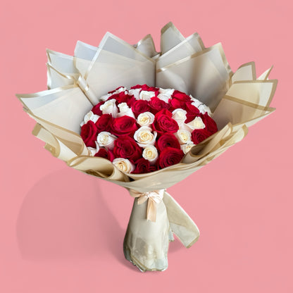 Ramo Buchon Red and White Roses